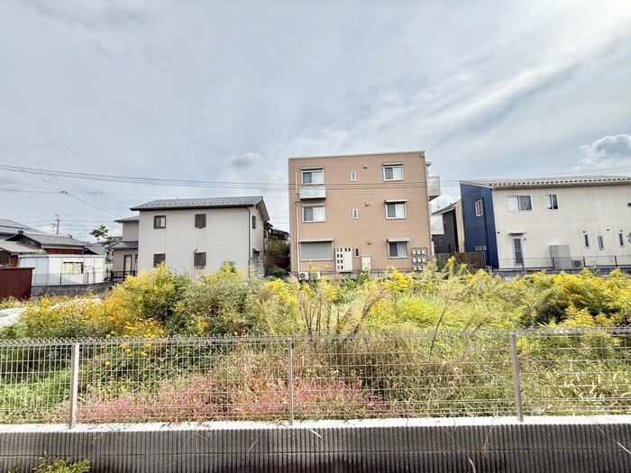 物件内観写真22　(室内からの展望)