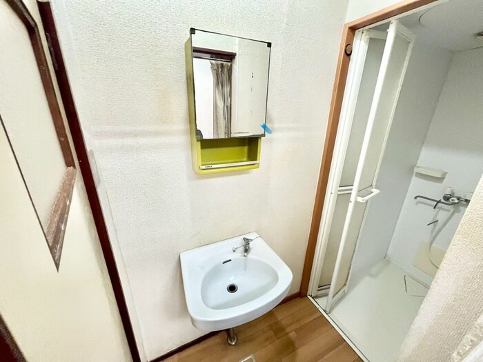 物件内観写真12　(洗面)