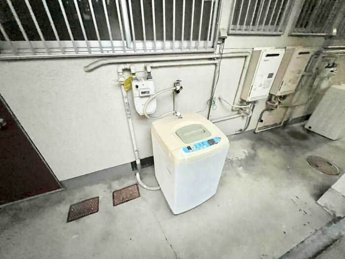 物件内観写真21　(洗濯機置場)