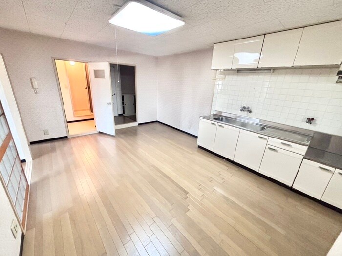 物件内観写真13　(居室)