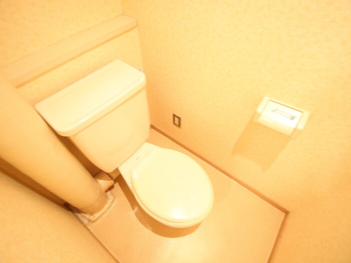 物件内観写真15　(トイレ)