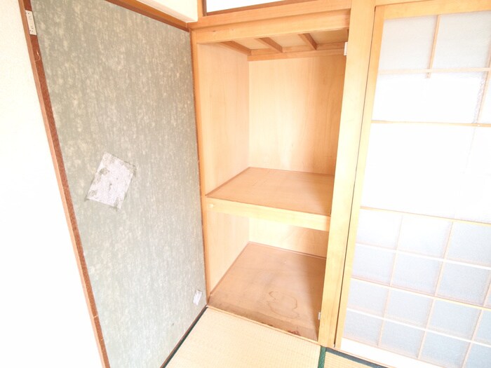 物件内観写真16　(収納)