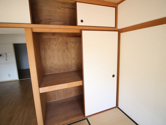 物件内観写真17　(収納)