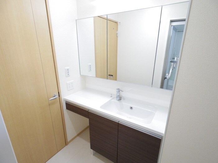 物件内観写真14　(洗面)