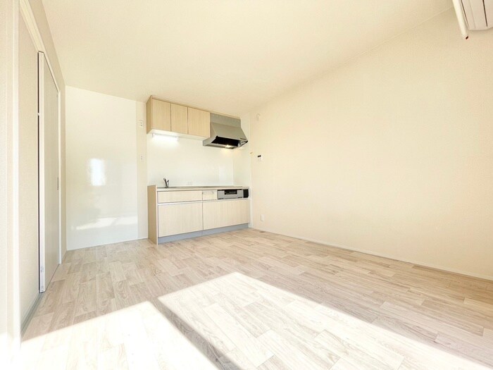 物件内観写真8　(居室)