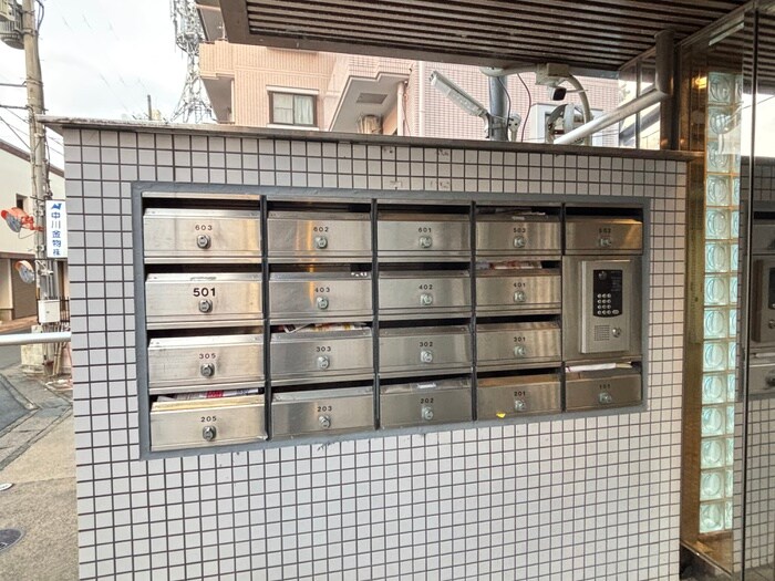 物件外観写真6　(建物設備)