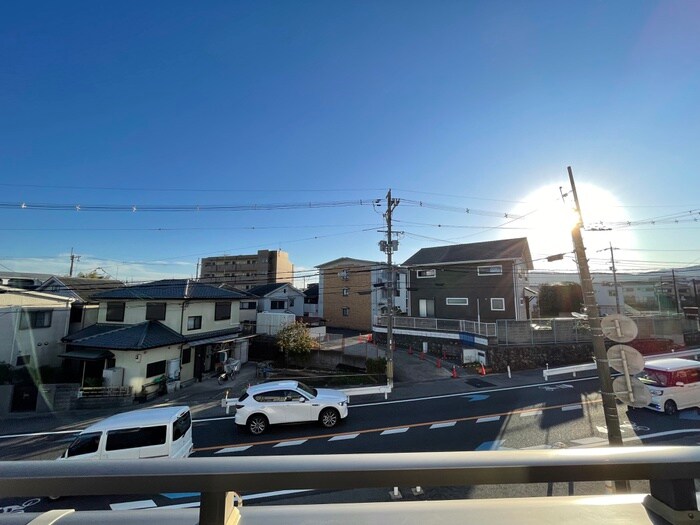 物件内観写真17　(室内からの展望)