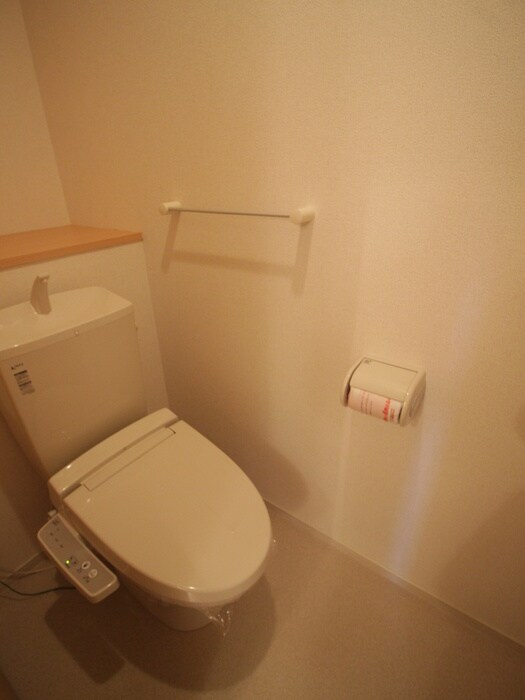 物件内観写真11　(トイレ)