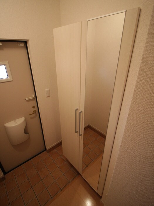 物件内観写真12　(靴箱)