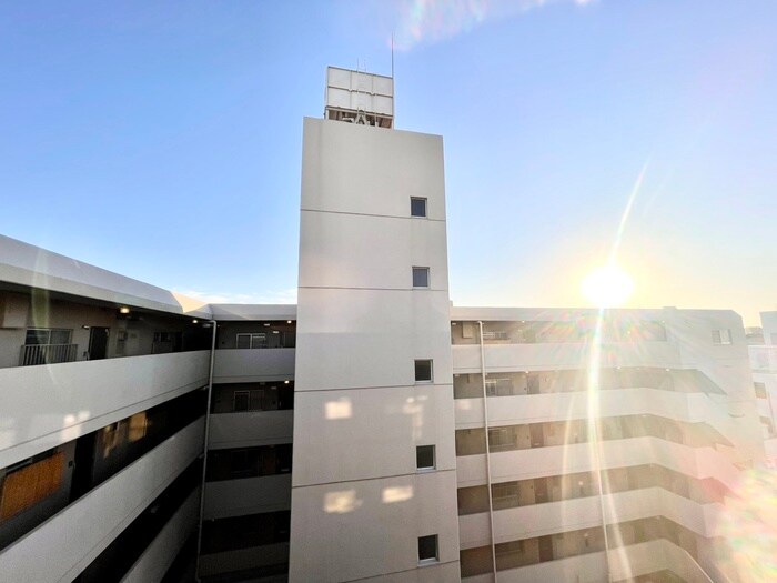 物件内観写真21　(室内からの展望)