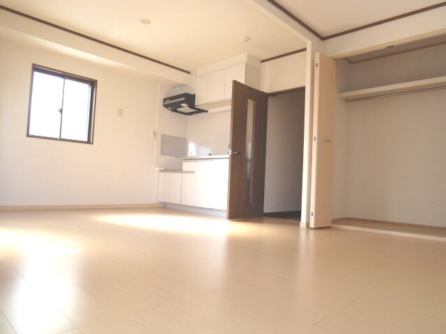 物件内観写真10　(居室)