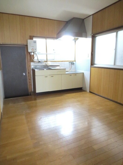 物件内観写真4　(居室)