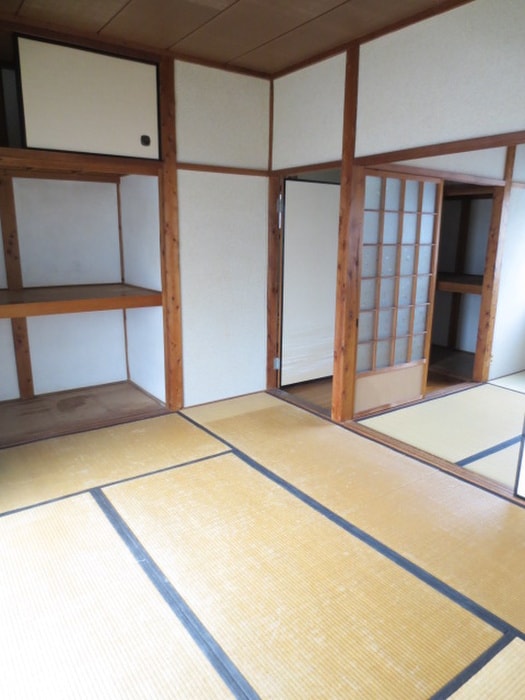 物件内観写真6　(居室)