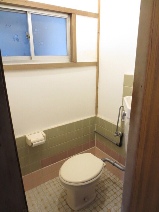 物件内観写真11　(トイレ)