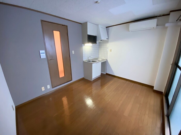 物件内観写真8　(居室)