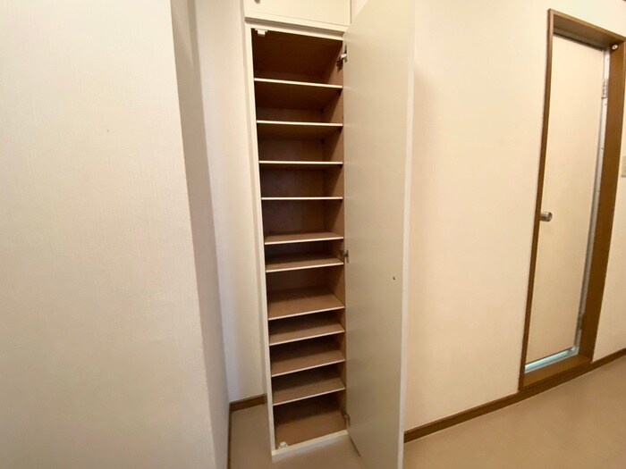 物件内観写真20　(靴箱)