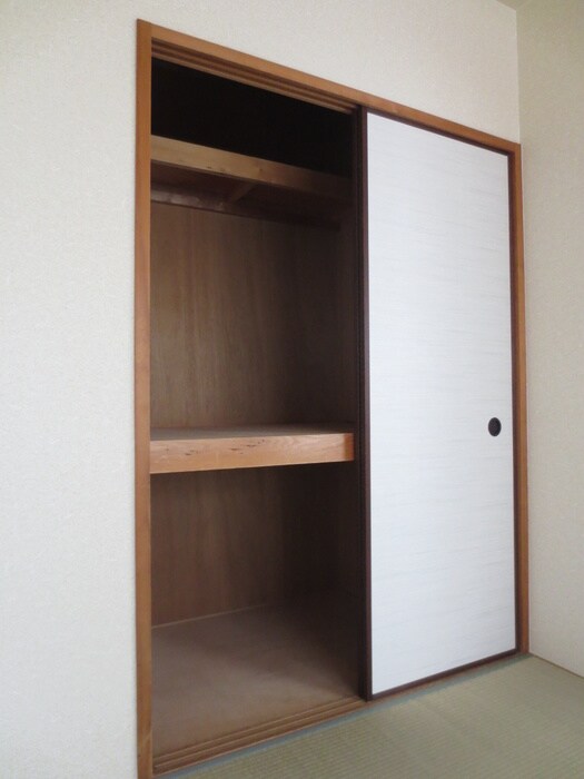 ファースト新北野の収納