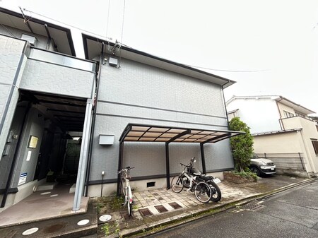 フレンズ　（西棟）外観写真