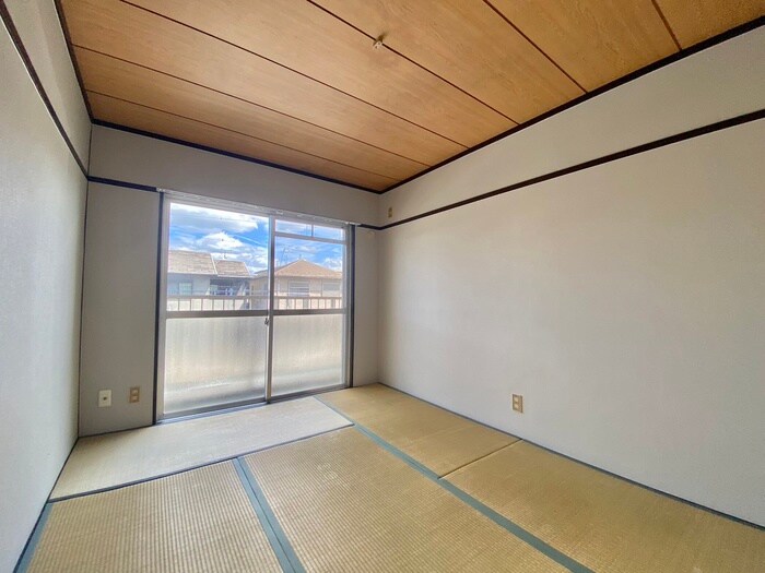 物件内観写真9　(居室)