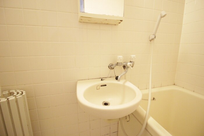 物件内観写真11　(洗面)