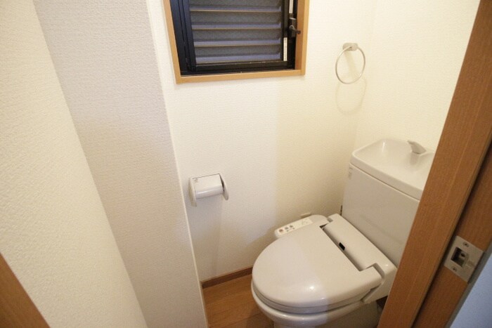 物件内観写真12　(トイレ)