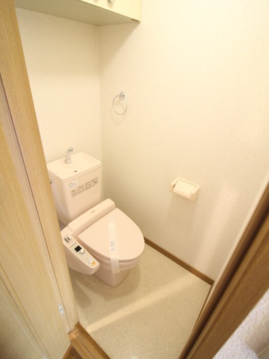 物件内観写真9　(トイレ)