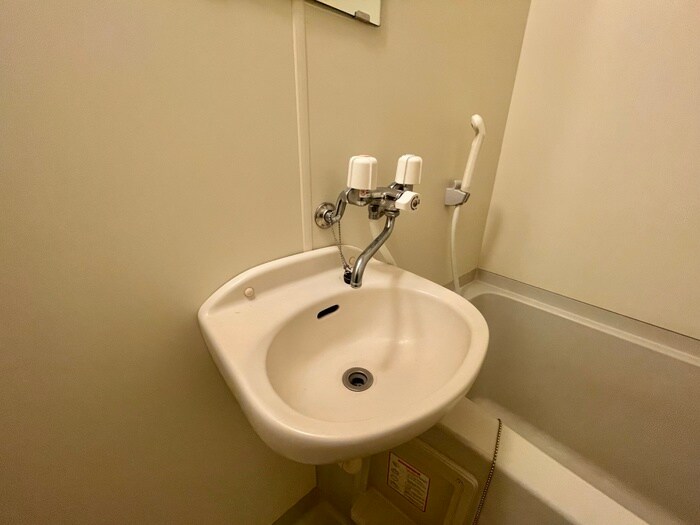 物件内観写真13　(洗面)