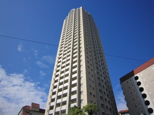 ﾌｧﾐ-ﾙ宝塚ｸﾞﾗﾝｽｲ-ﾄﾀﾜ-(2401)外観写真