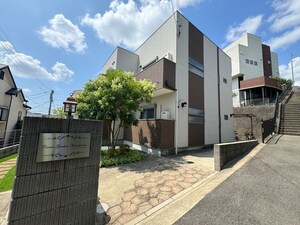コスモガーデン上甲東園外観写真