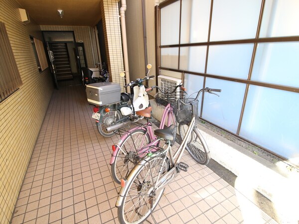 駐輪場