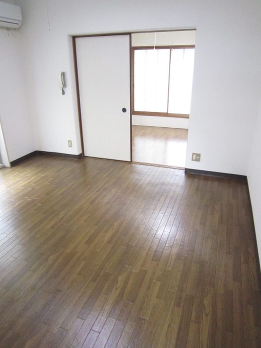 物件内観写真11　(居室)