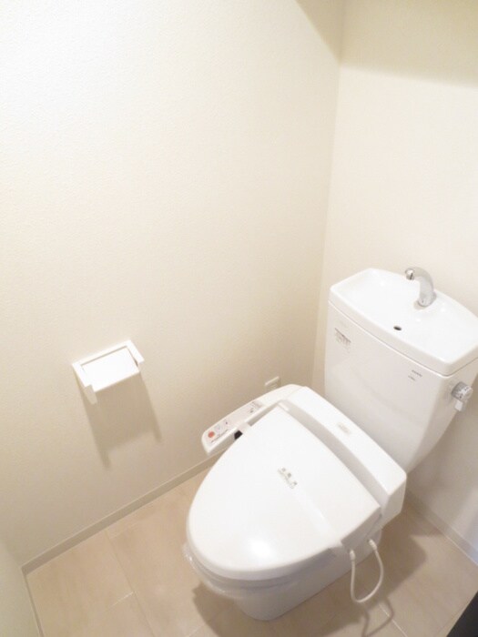 物件内観写真13　(トイレ)