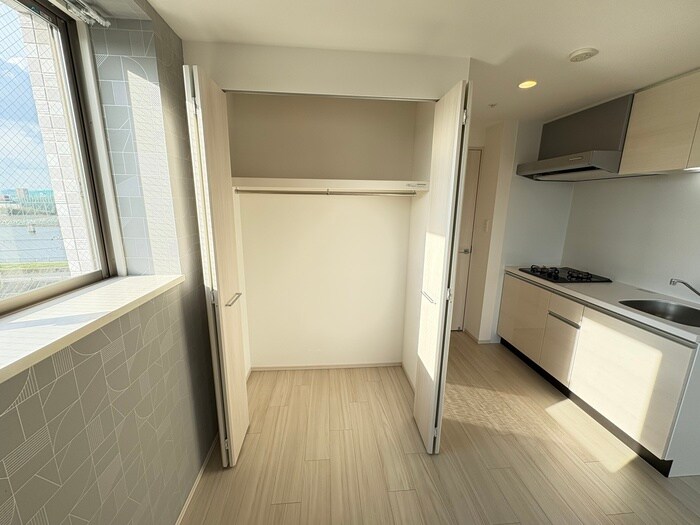 物件内観写真16　(収納)