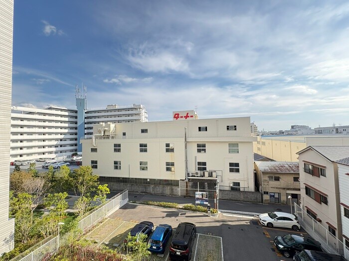 物件内観写真22　(室内からの展望)