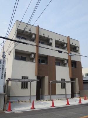 スリーハーブズヒラオカ外観写真