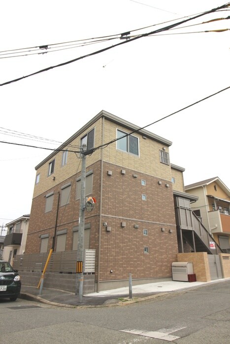 物件外観写真2　(外観写真)