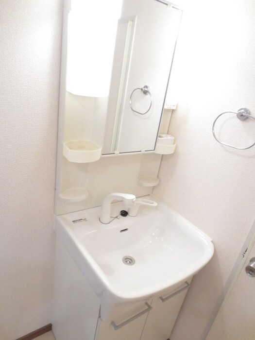 物件内観写真8　(洗面)