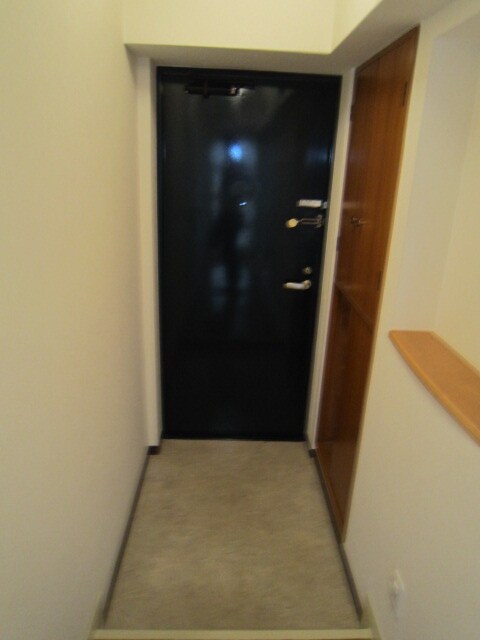 物件内観写真14　(廊下)