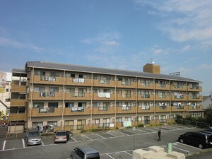 メゾンスカ－レット外観写真