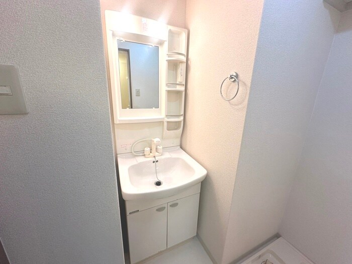 物件内観写真9　(洗面)