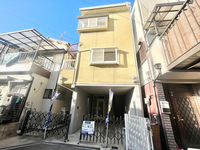 ドリーム岸和田車庫付き戸建ての物件外観写真