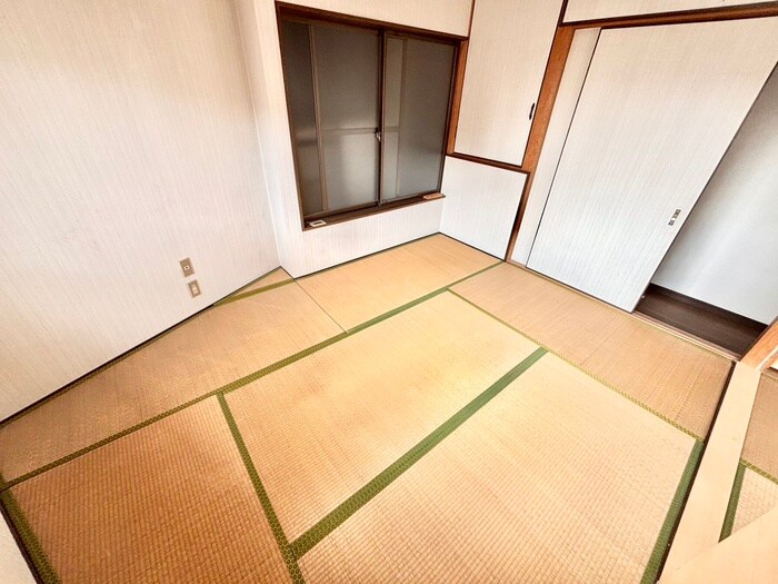 物件内観写真12　(居室)