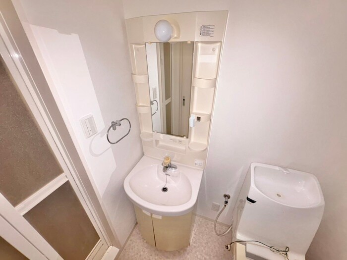 物件内観写真12　(洗面)