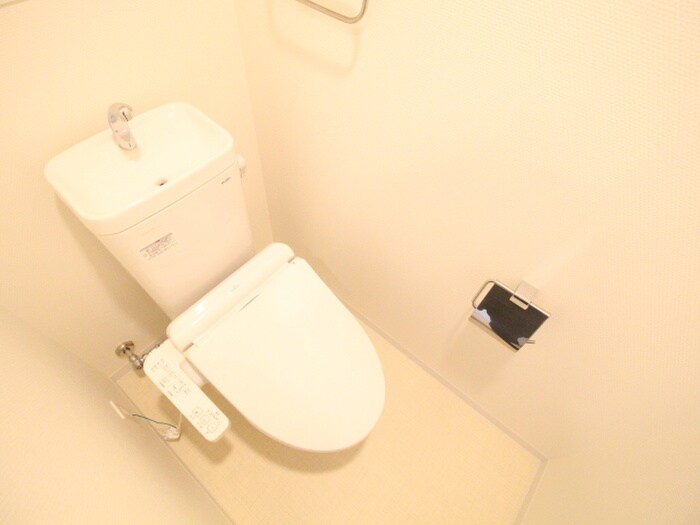 物件内観写真9　(トイレ)