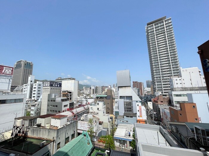 物件内観写真15　(室内からの展望)