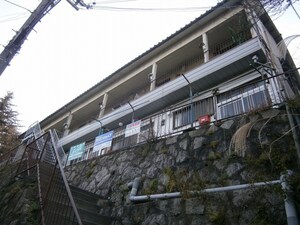ブライトボックス香里園外観写真