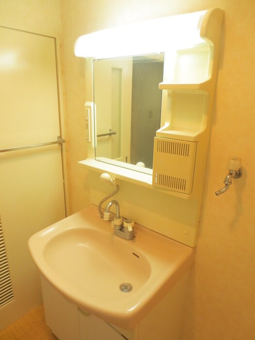 物件内観写真9　(洗面)