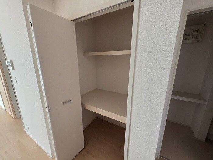物件内観写真13　(収納)