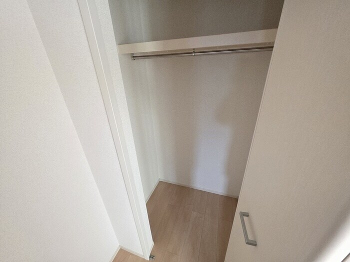 物件内観写真15　(収納)