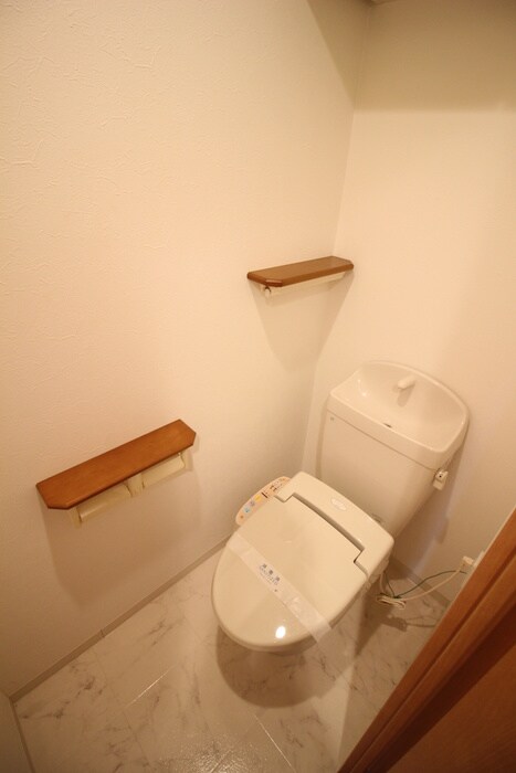 物件内観写真14　(トイレ)